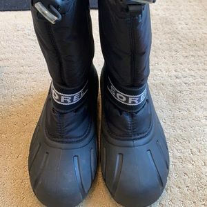 SOREL YOUTH CUB Youth boots size 4 black like new